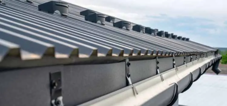 Zinguerie gouttières en zinc